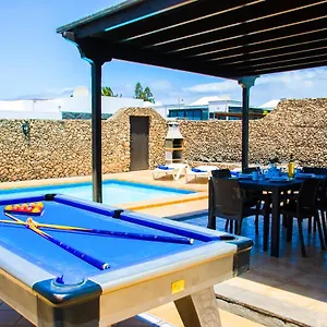 Calamares With Heated Pool And Air Conditioning Playa Blanca (Lanzarote)