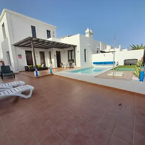  Villa Paquita